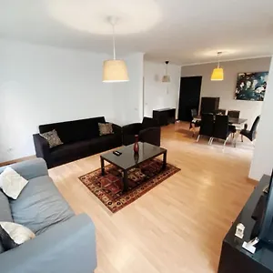 Lisianthus 2br With Garden View In Maadi