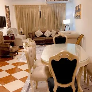 مفروشة بجوار سيتى ستارز مدينة نصر Apartment