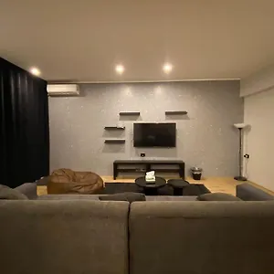 Scandinavian 2-bedroom In Zamalek Apartment *