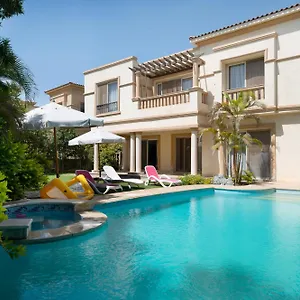 Zyra Luxury With Pool And Jacuzzi In New Cairo