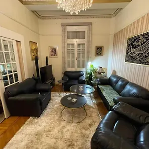 Two Bedrooms At Center Of Downtown