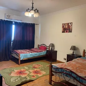 Enjoy With Stunning Views Apartment