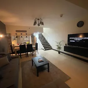 2 Floors With Pool In Porto *