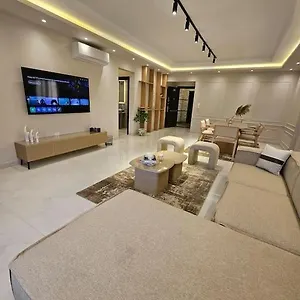 Luxury 3 Bedroom By A1 - 103 Apartment
