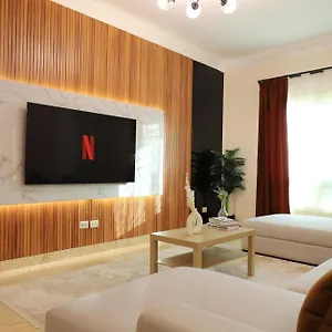 Signature - Spacious Modern * Cairo