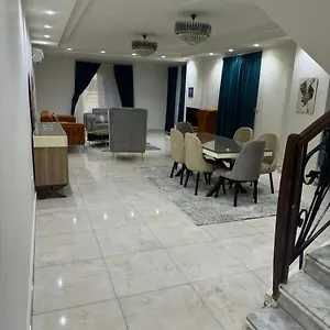 Apartment 4 شارع نبلس المهندسين Cairo