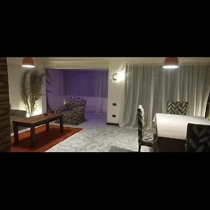 المنيل