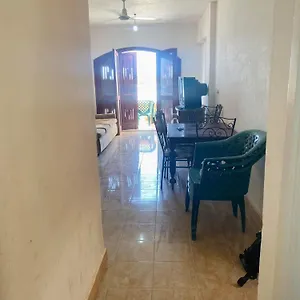 في قريه الاندلسية صف اول Apartment *
