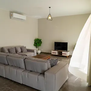 Vizit 2br Near Mall Of Egypt