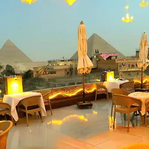 Pyramids Express 3*