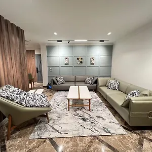 Luxury Apartment In Maadi Degla *