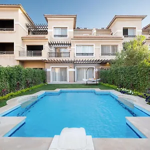 Villa A Fully Furnished With A Private Pool Inside The Hydepark Compound In Fifth Settlement For Rent