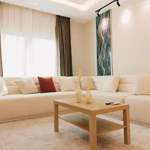 Apartment Signature Luxurious Modern