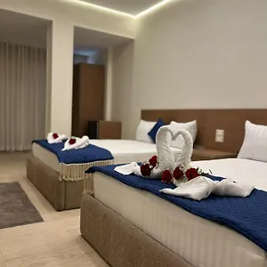 Hotel Town