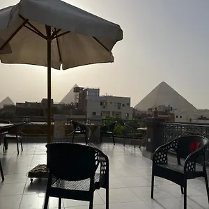 Malak Pyramids Bed & Breakfast Kafrat al Jabal
