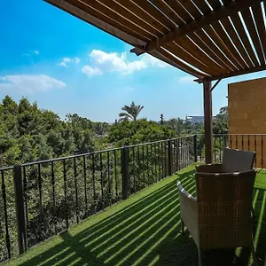 3 Bdr Serviced Pyramid-view In Giza, Egypt *