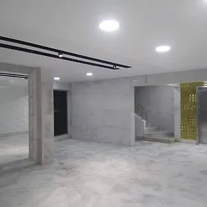 كمباوند جراند جيت المعادي دائري المعادي بجوار كارفور El Cairo