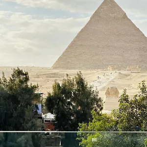 Pyramids Hotel Kafrat al Jabal