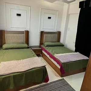 غرفة 2 سرير ش كلية البنات Cairo