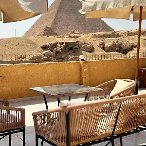 Tamara Front Pyramids & Valley Temple View Guest house