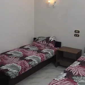 شقه بجوار نادى الشمس Apartment *
