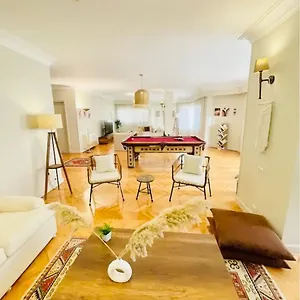 Apartment In Mohandseen *