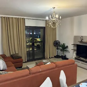 Elegant With Balcony View And Pool Access Apartment