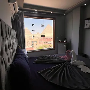 Heritage Pyramids 4*