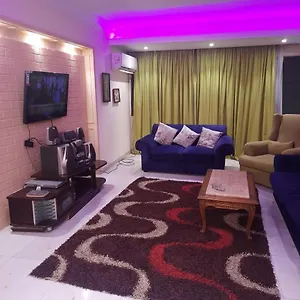 مفروشة في شارع سوريا المهندسين Cairo