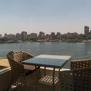 A Great Nile View 2 Apartment *