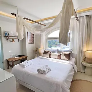 Cleopatra Pyramids Elite Homestay