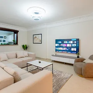 Luxurious Duplex With Side Nile View