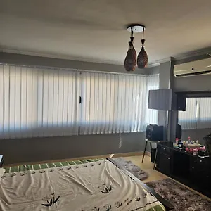 Apartment Nefartari Pyramid *
