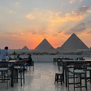 Hotel Pyramids