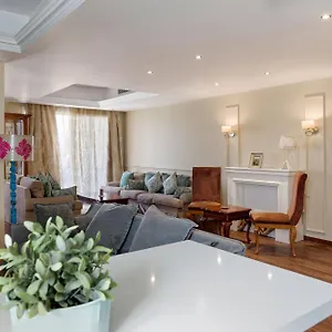 Vesta - Park View Apartment Cairo