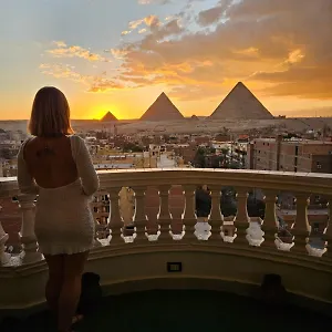 Pyramids-view *
