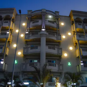 El Lotus Building