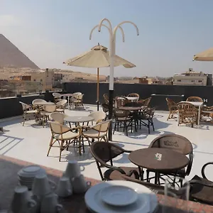 Mass Pyramids Hotel *