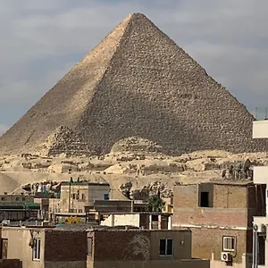 Pyramid Guest house *