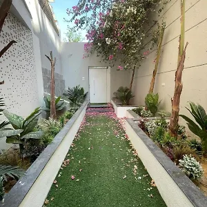 Apartment Serviced 239 *