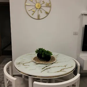 Rentalita Privado 93-23 Apartment
