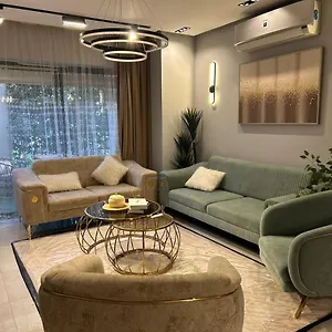 Apartment View 2br Apt- Families Only *