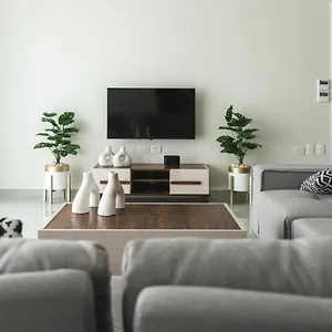 Vizit 2br In View Apartament Kair