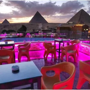 Magic Pyramids ホテル カイロ