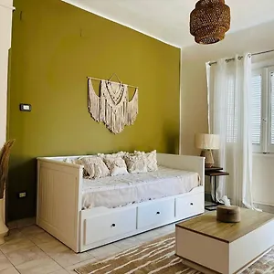 Cosy Flat Downtown Apartment