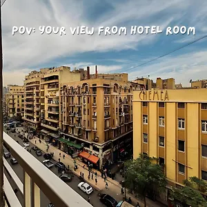 Calma Downtown Hostel