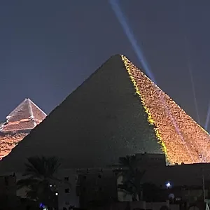 Hotel Adam Pyramid View 2*