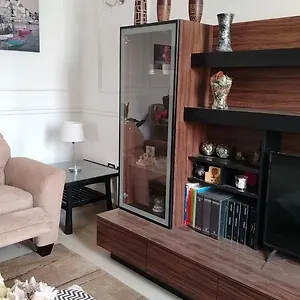 Elegant Apartment Cairo