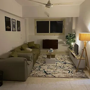 Fully Furnished 2 Bedroom Zahraa Maadi