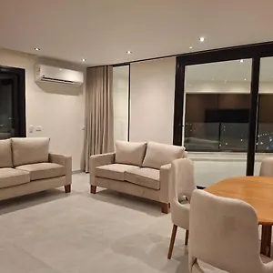 Egms-cn-2 2br With Fully Nile View Apartment